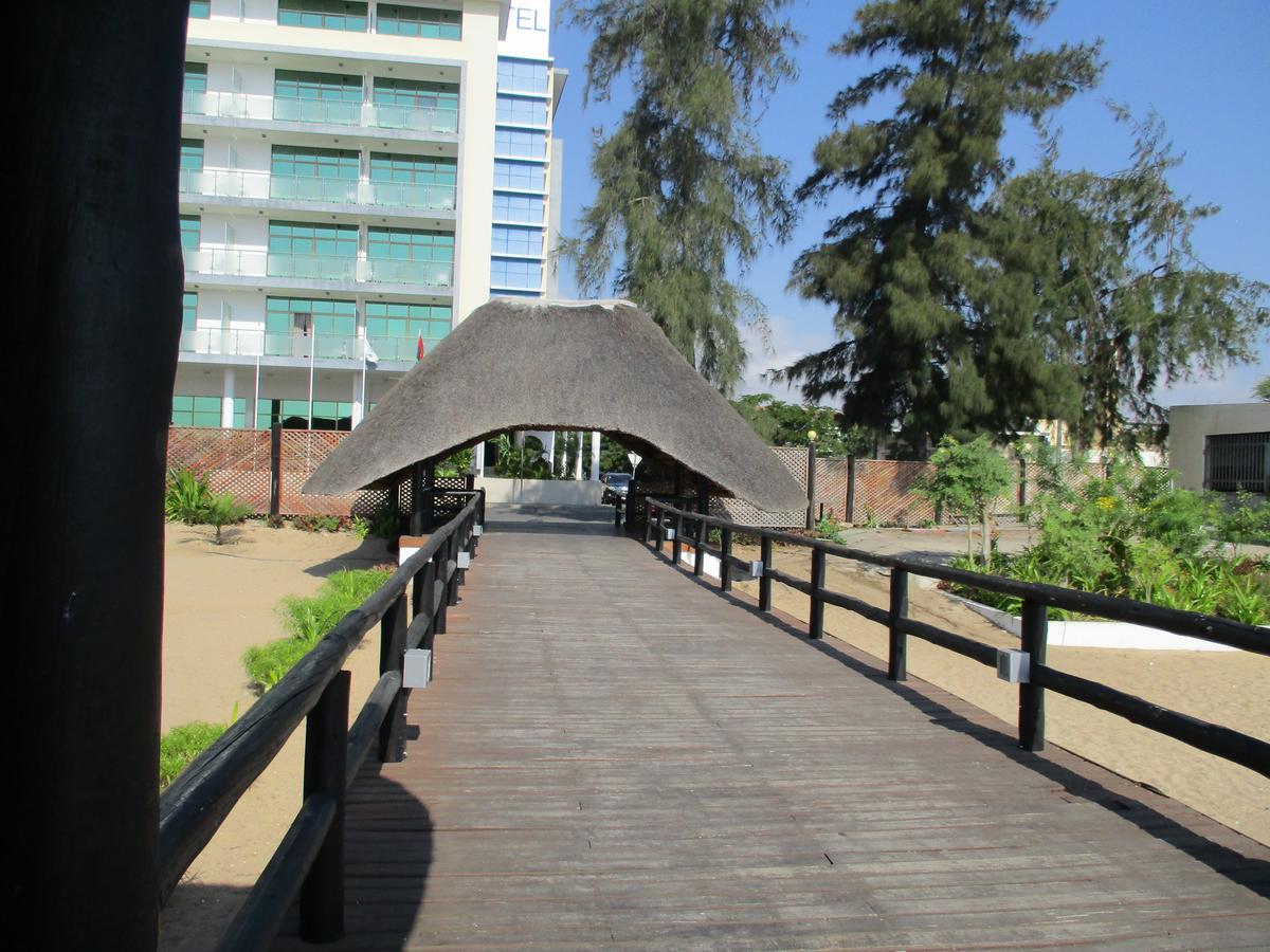 Hotel Restinga Lobito Exterior photo